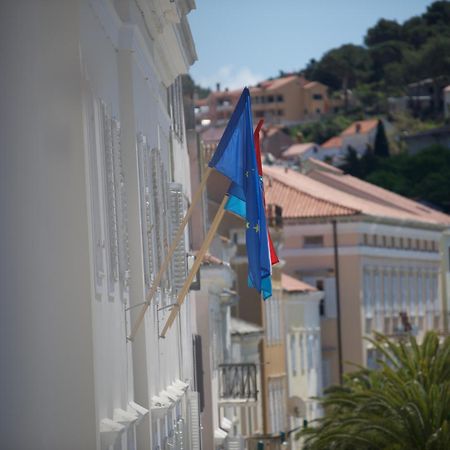 Apartments And Rooms Jospino Mali Lošinj Екстериор снимка