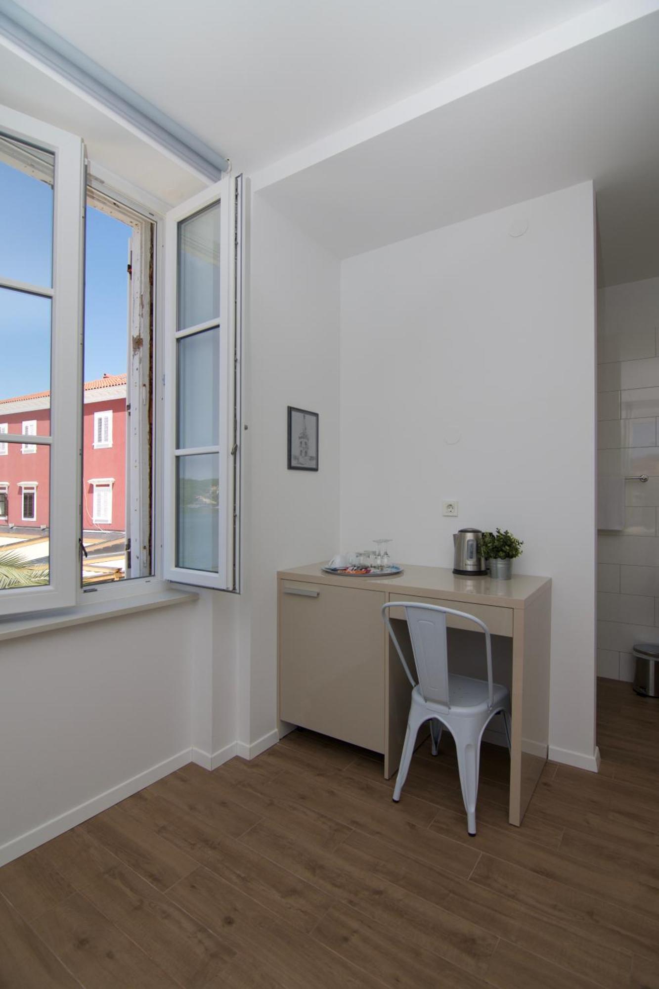 Apartments And Rooms Jospino Mali Lošinj Екстериор снимка