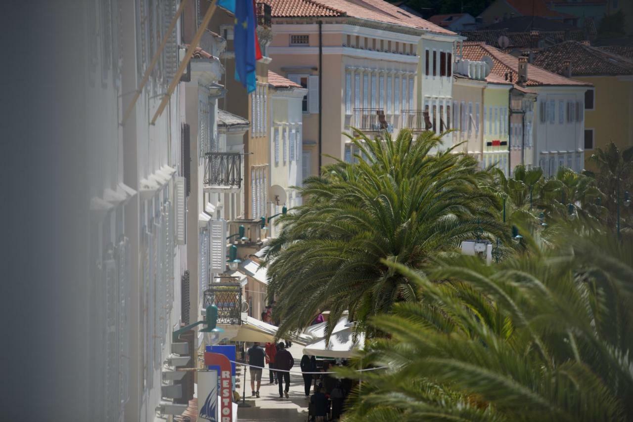 Apartments And Rooms Jospino Mali Lošinj Екстериор снимка
