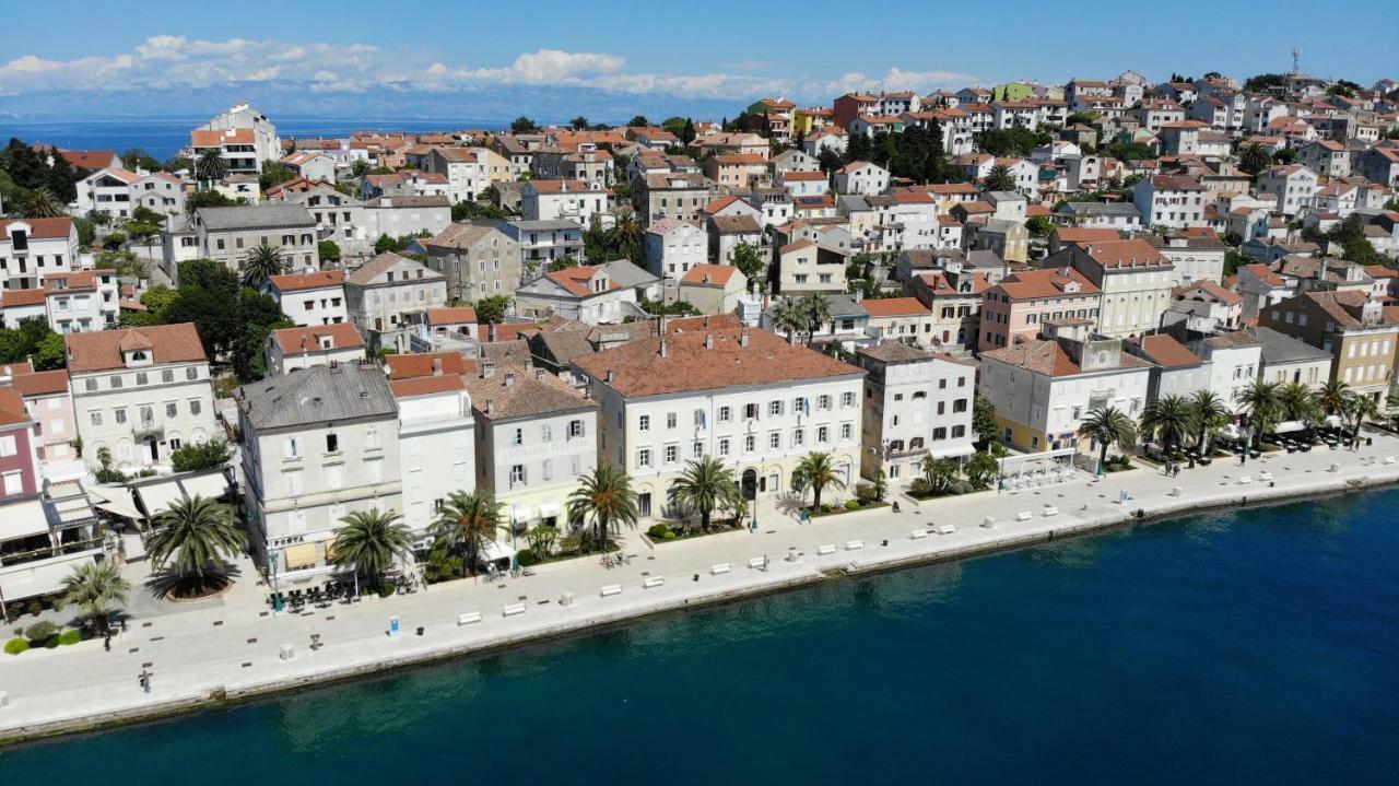 Apartments And Rooms Jospino Mali Lošinj Екстериор снимка
